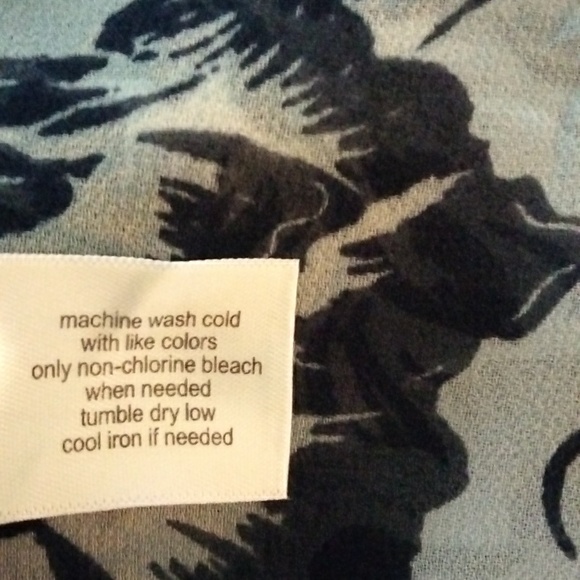 PRISTINE Lane Bryant Top Size 14/16 - Picture 9 of 9